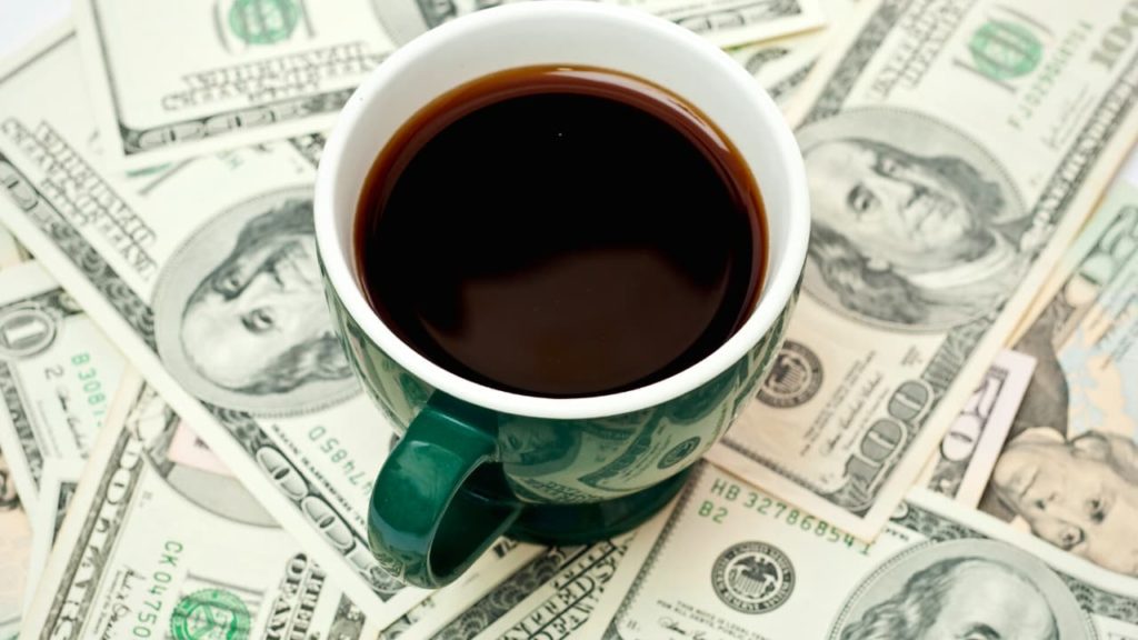 americans spending money on coffee - Coffee Paradiso